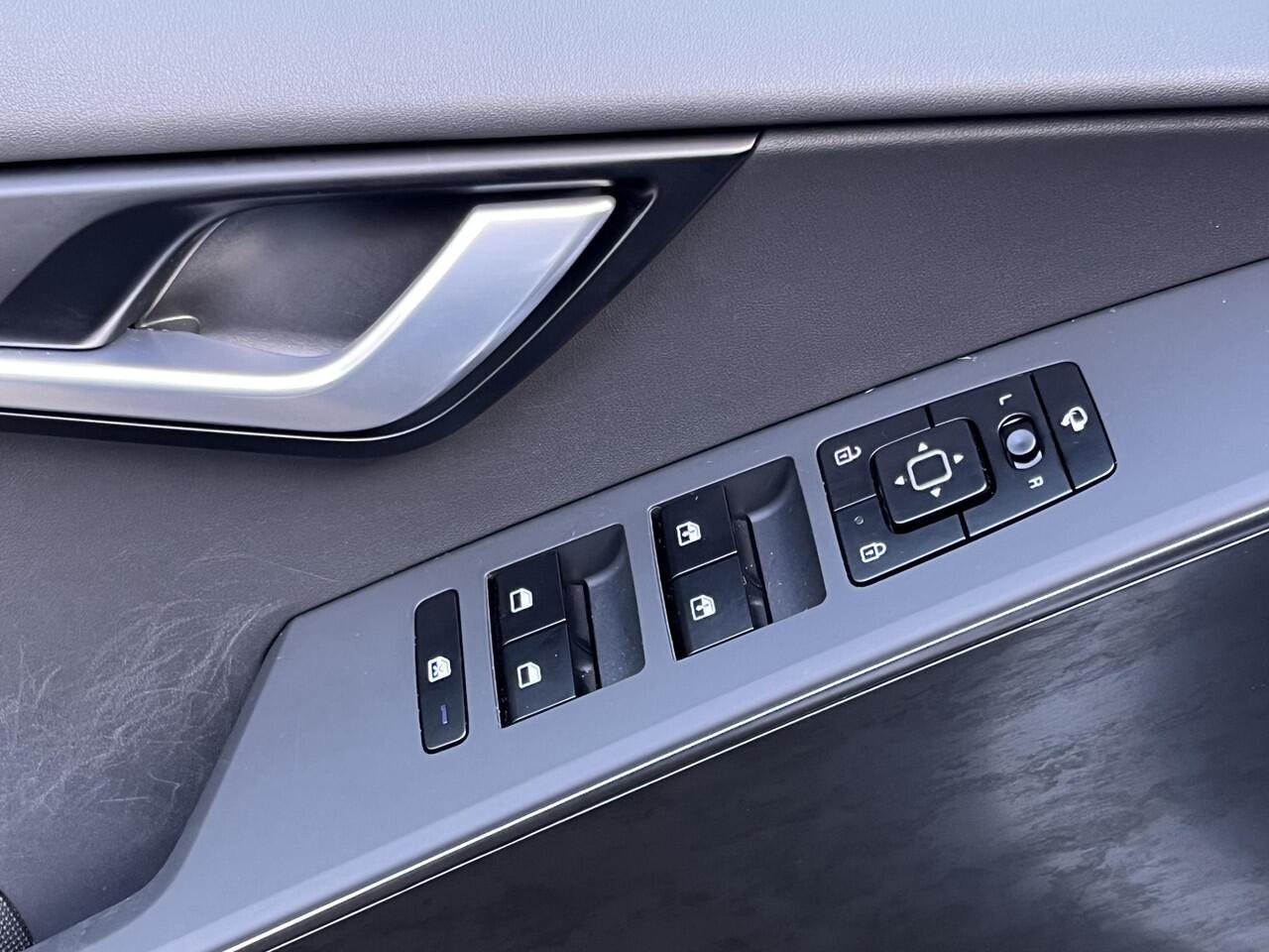 KIA e-Niro EV Edition 64.8 kWh | 204pk/NL Auto/1e Eig./Navi/Adapt.Cruise/Camera/Clima/Stoel+Stuurverwarming/Apple CarPlay-Android Auto