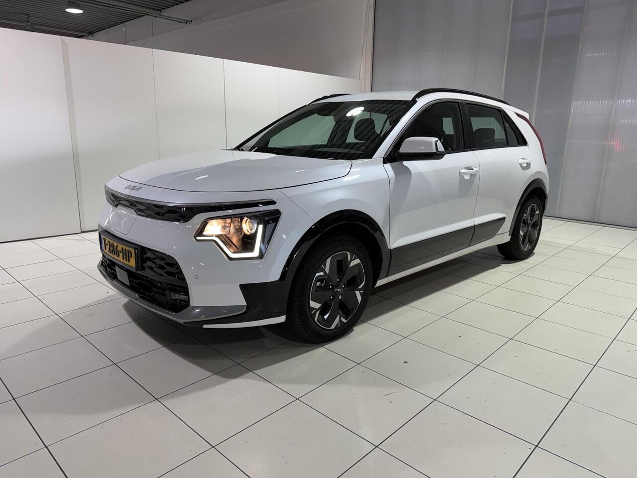 KIA e-Niro EV DynamicLine 64.8 kWh Stoel verwarming, Apple Carplay/Android Auto, Navigatie, Camera.
