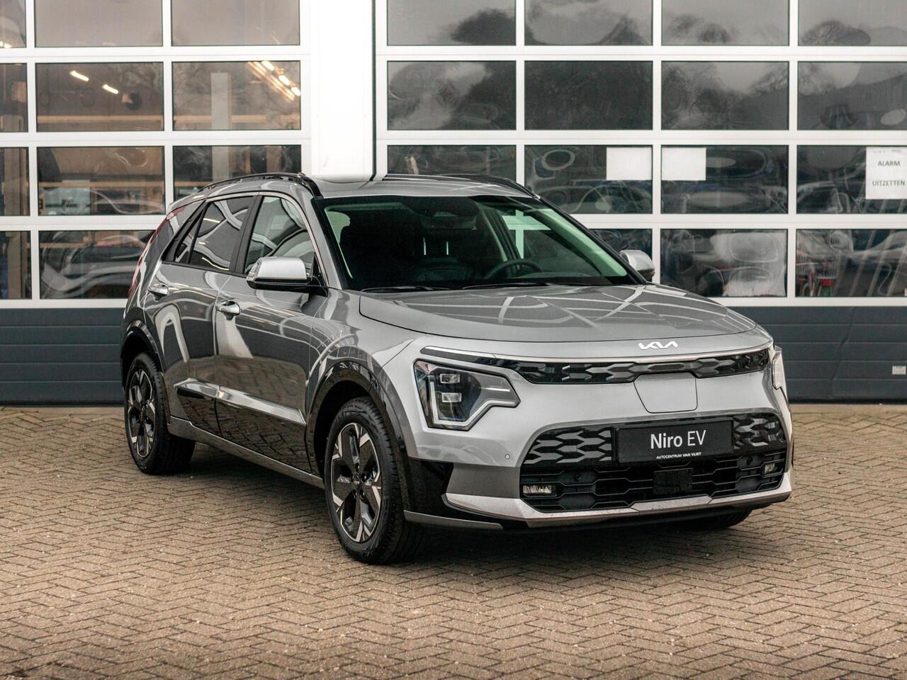 KIA e-Niro EV DynamicPlusLine 64.8 kWh | Direct leverbaar | Clima | Carplay | Stoel -/ Stuurverwarming | LED