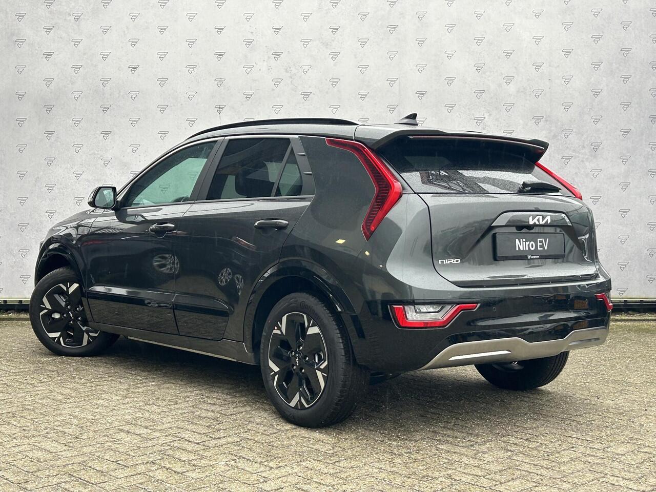 KIA e-Niro EV Edition Advanced 64.8 kWh Automaat | Stoel & Stuurverwarming | Leder | Kanteldak | Camera | Cruise |