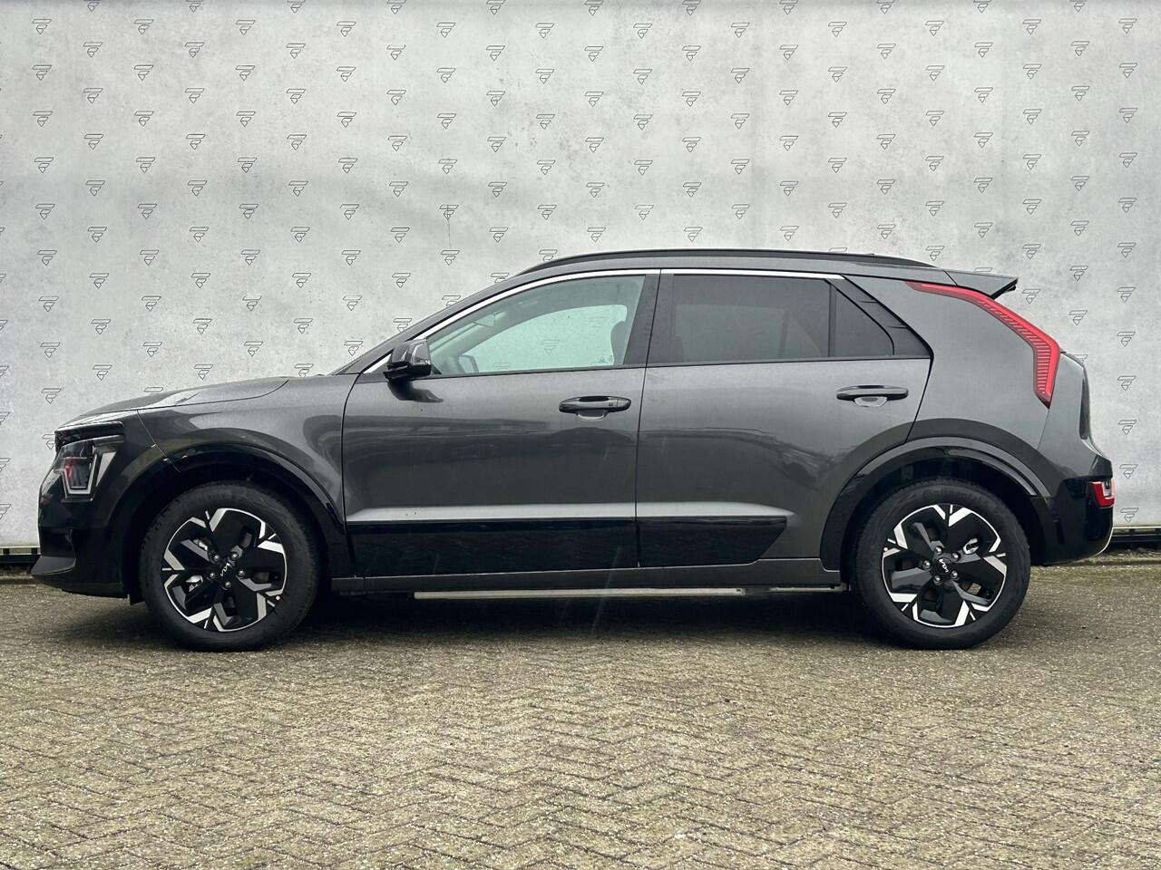 KIA e-Niro EV Edition Advanced 64.8 kWh Automaat | Stoel & Stuurverwarming | Leder | Kanteldak | Camera | Cruise |