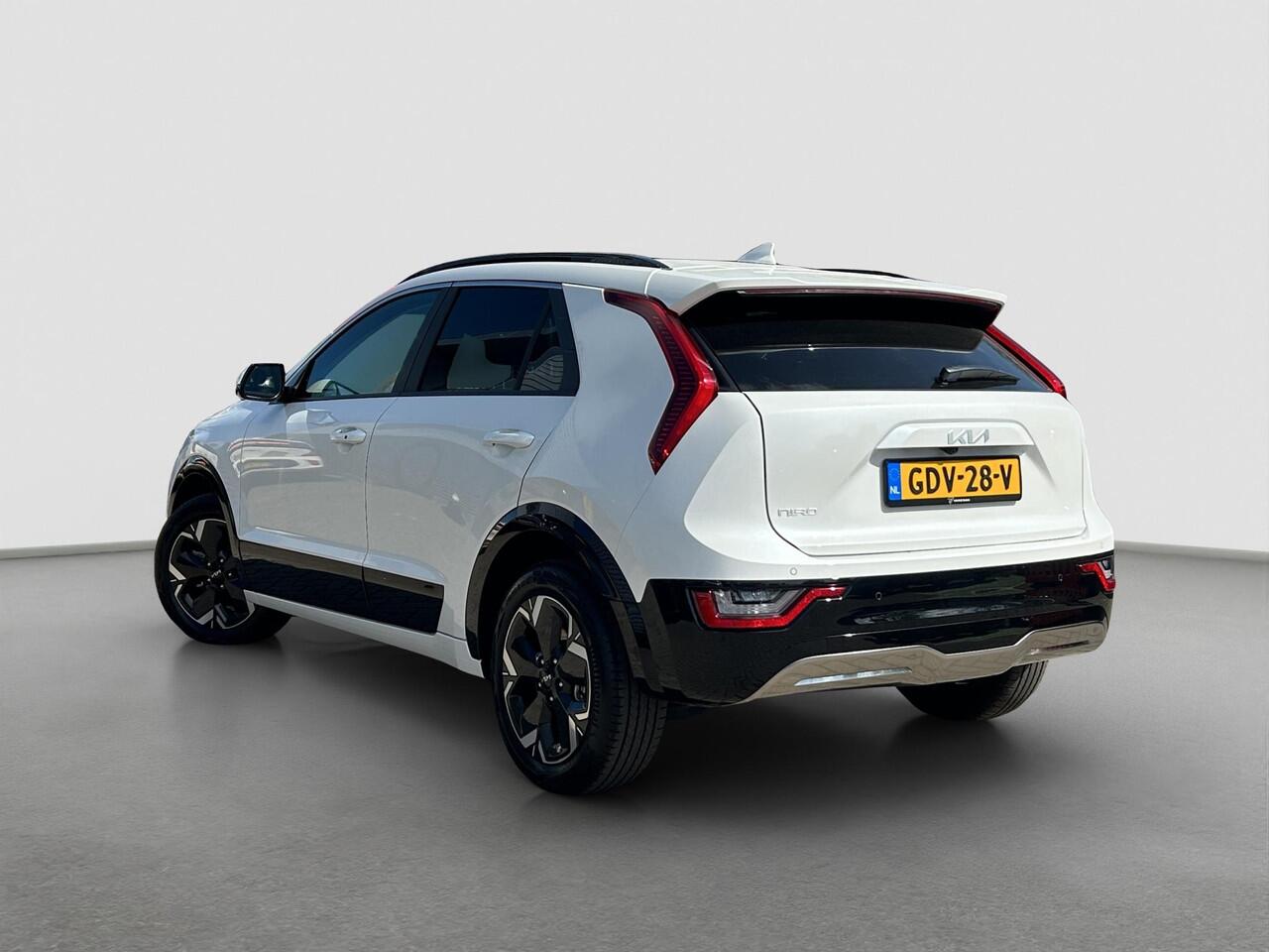 KIA e-Niro EV Edition Advanced 64.8 kWh | Prijs incl. vooraftrek 2000.- inruilpremie | Automaat | Stoel & Stuurverwarming | Navi | Camera | Cruise | Sensoren |