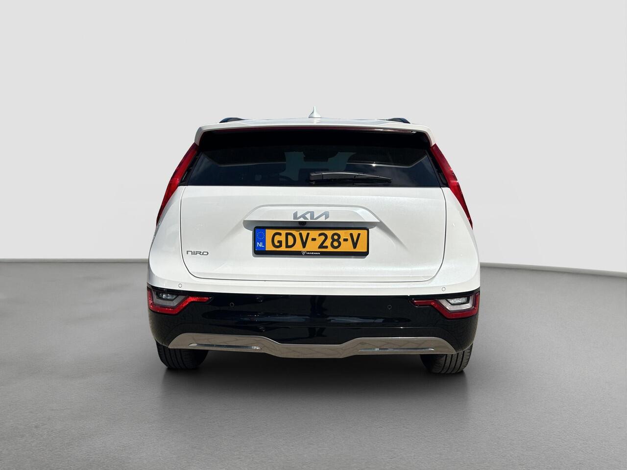 KIA e-Niro EV Edition Advanced 64.8 kWh | Prijs incl. vooraftrek 2000.- inruilpremie | Automaat | Stoel & Stuurverwarming | Navi | Camera | Cruise | Sensoren |