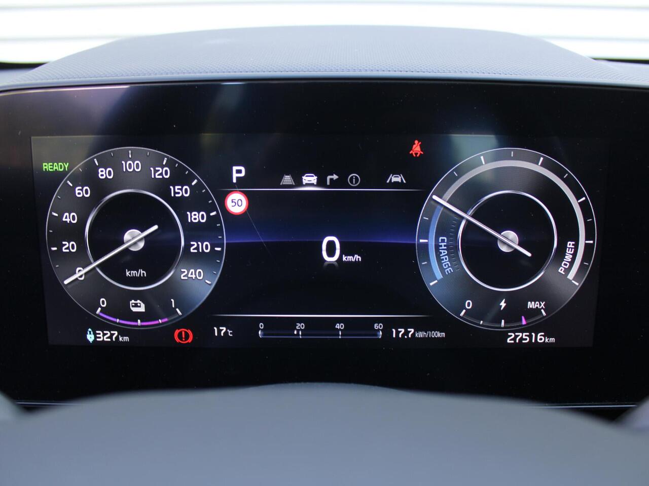 KIA e-Niro EV Light Edition 64.8 kWh | Camera | Cruise adapt. | Clima | 17" LM | Navi | Keyless | All season banden | 17% bijtelling |