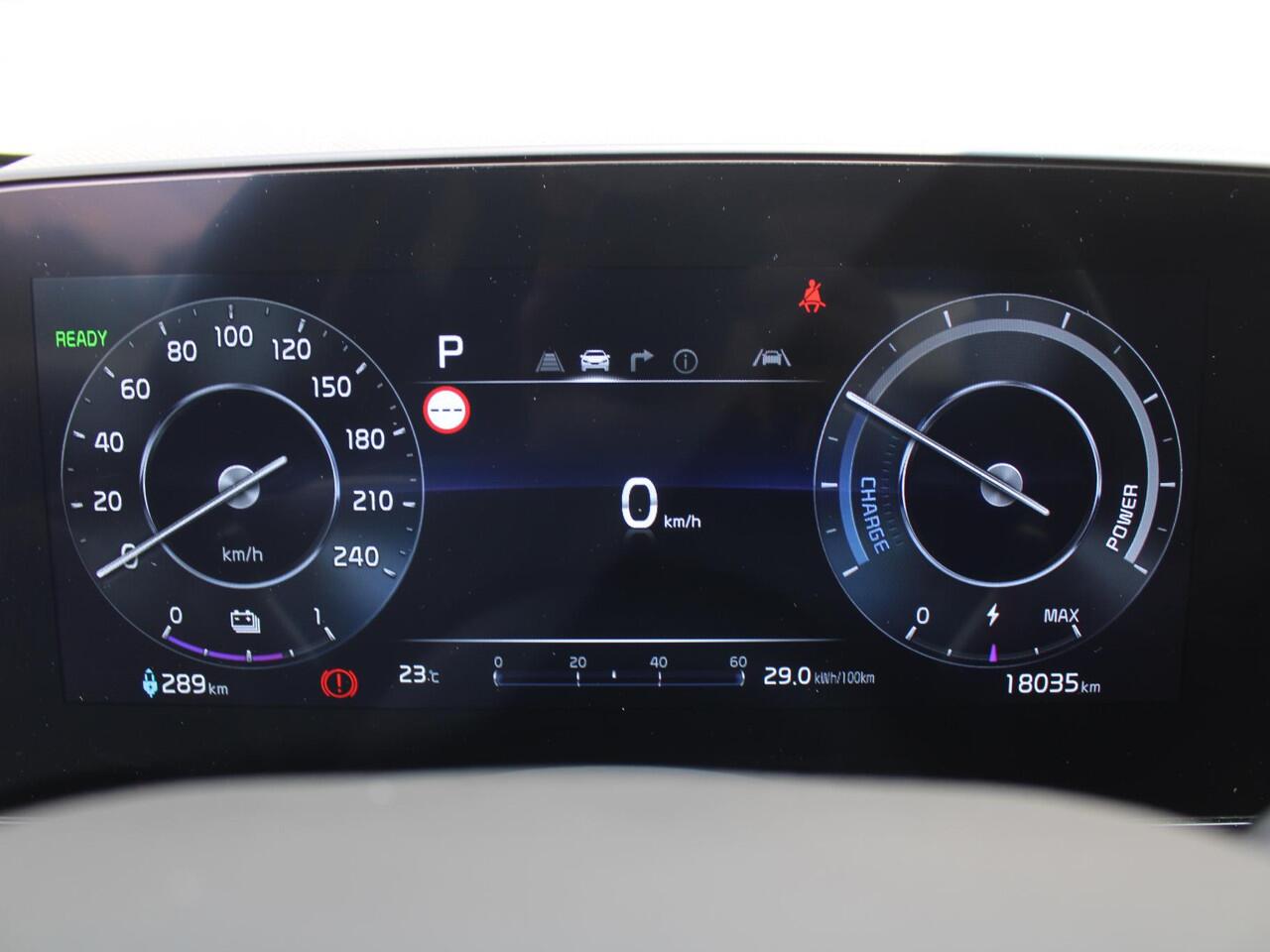 KIA e-Niro EV Edition Advanced 64.8 kWh | Stuur-/stoelverwarming | Elektr. stoelverstelling | Camera | Cruise adapt. | 17"LM | Clima | 17% bijtelling |