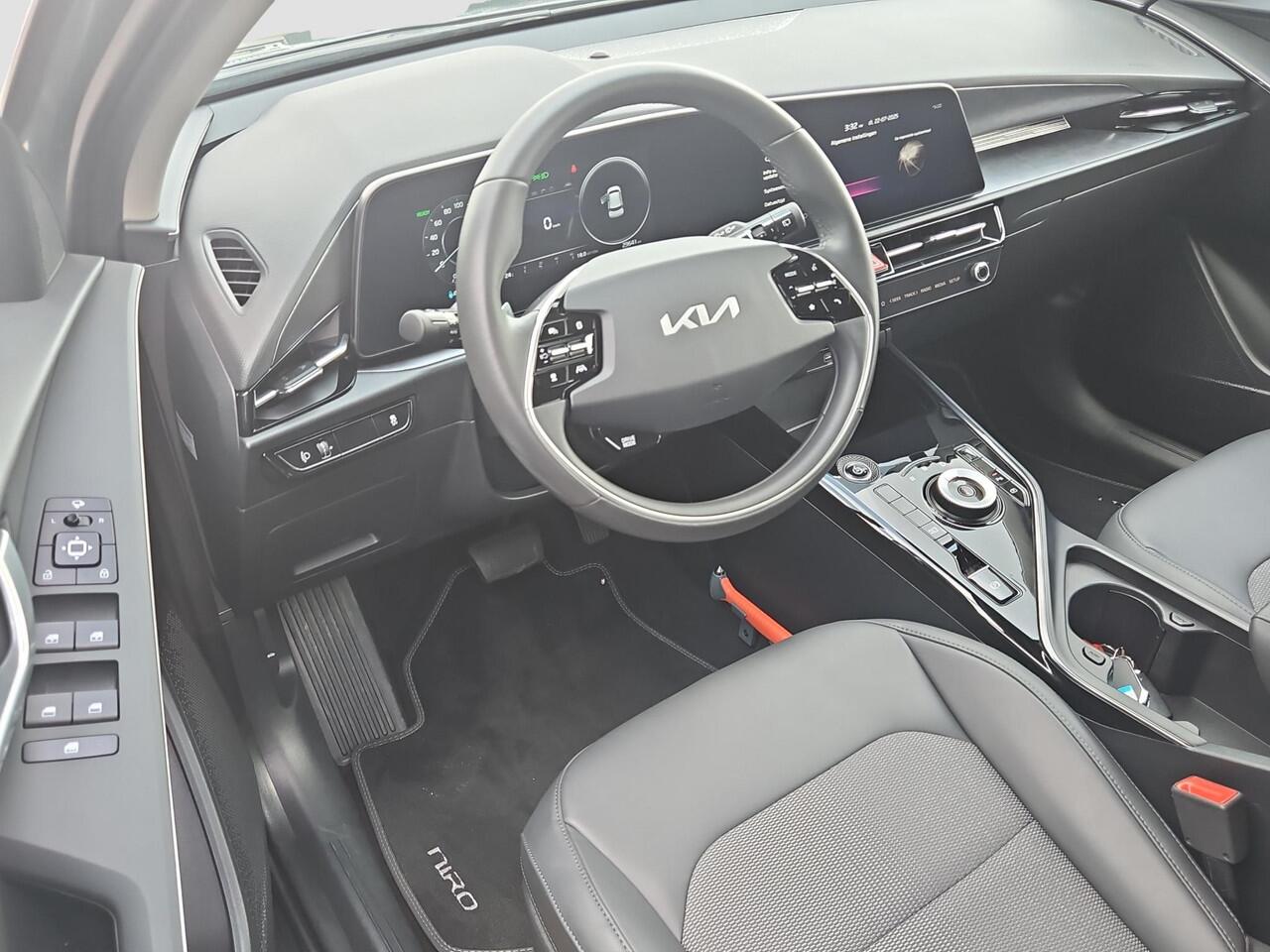 KIA e-Niro EV DynamicLine 64.8 kWh | Prijs incl. vooraftrek 2000.- inruilpremie | Navigatie | Camera | Cruise | Apple Carplay & Android Auto |