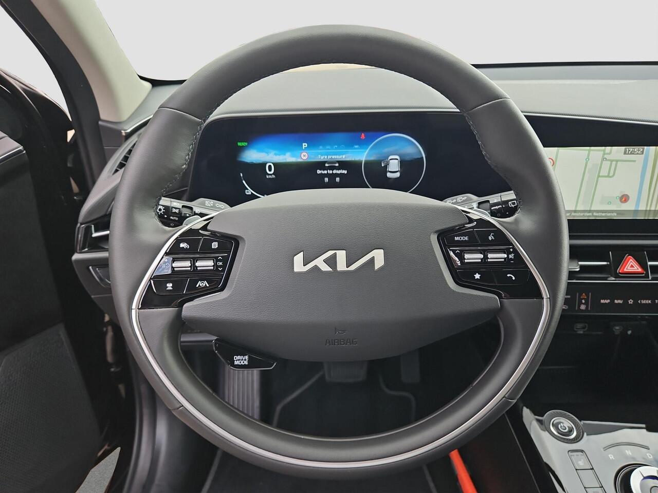 KIA e-Niro EV Edition Advanced 64.8 kWh | Prijs incl. vooraftrek 2000.- inruilpremie | Navigatie | Camera | Cruise|| Lederen bekleding | Stoel- en Stuurverwarming | Dodehoekassistentie |