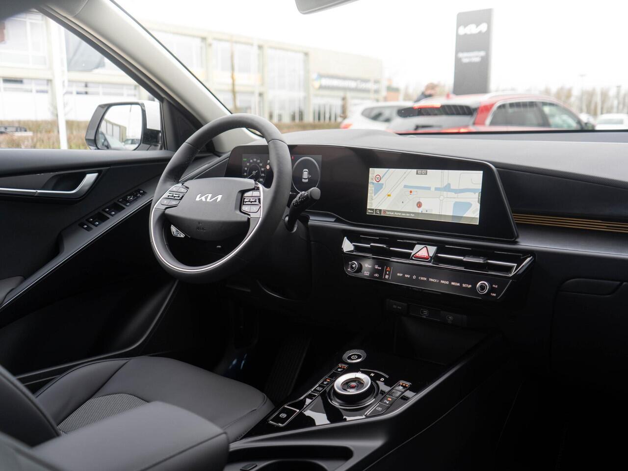 KIA e-Niro EV Light Advanced 64.8 kWh | OP VOORRAAD | SNEL LEVERBAAR | Navigatie | Carplay | Adapt. Cruise | Climate | Keyless | Camera