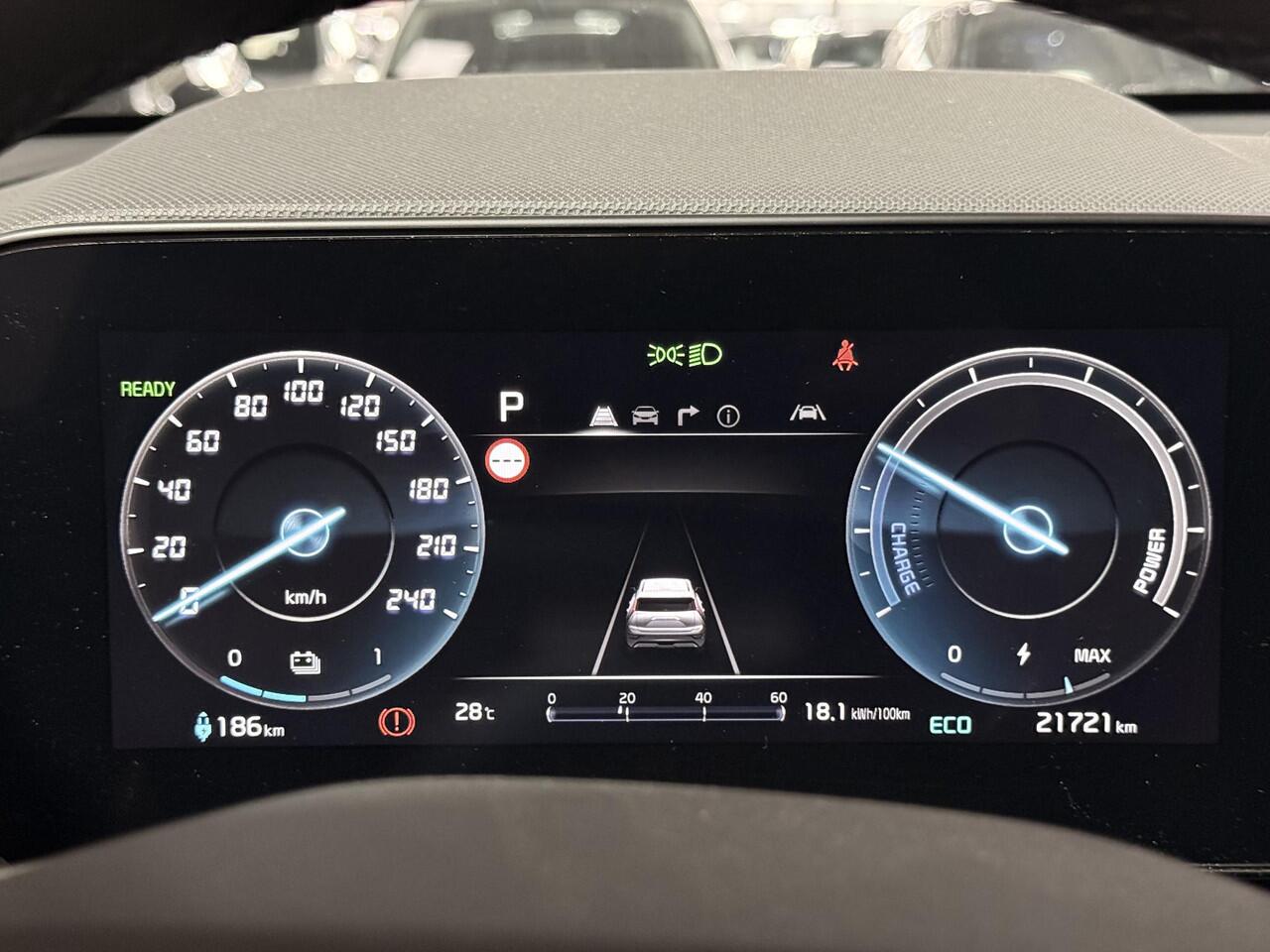 KIA e-Niro EV Edition Advanced 64.8 kWh Stoel en stuur verwarming, Navigatie, Camera.