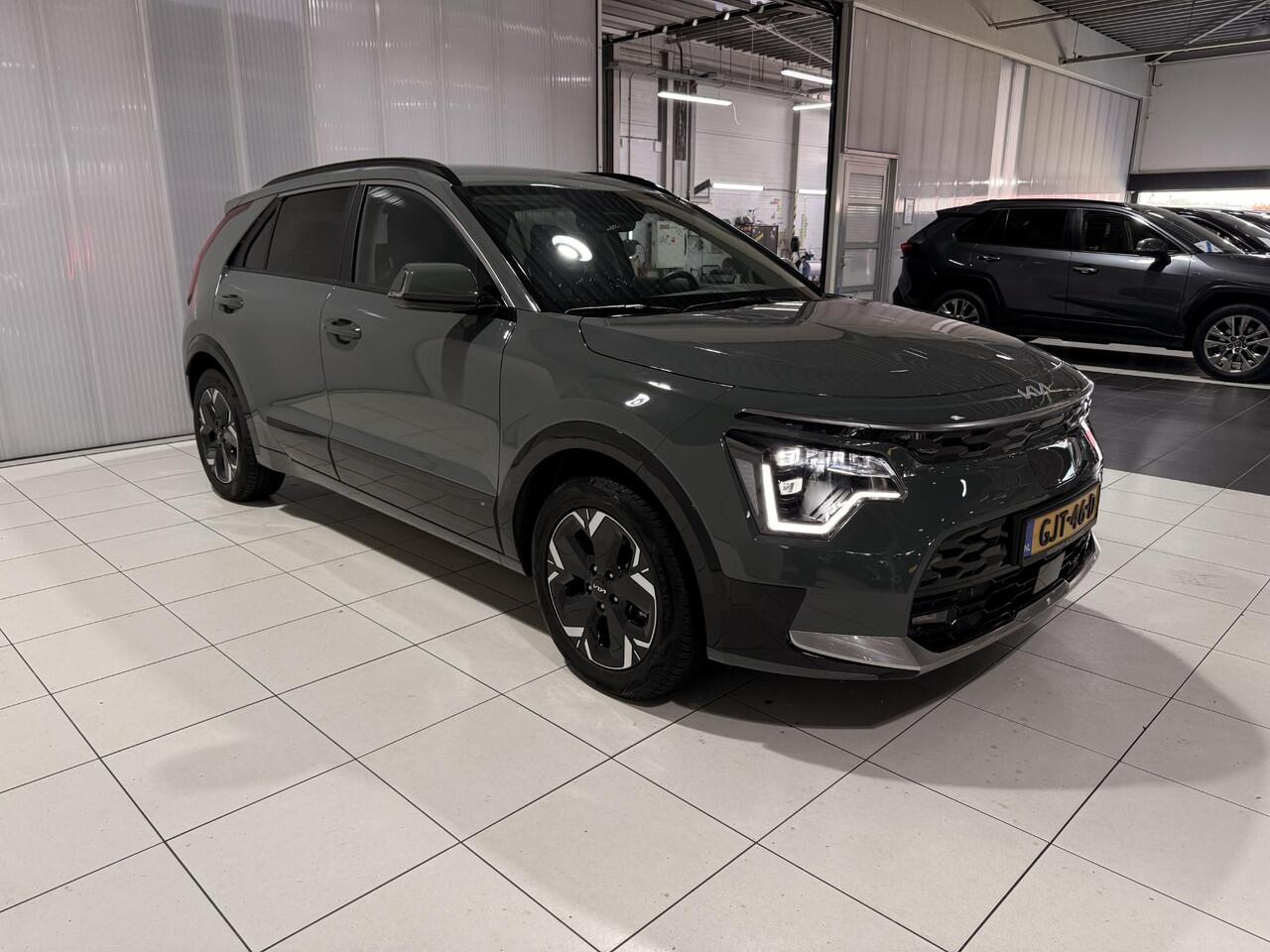 KIA e-Niro EV Edition Advanced 64.8 kWh Stoel en stuur verwarming, Navigatie, Camera.