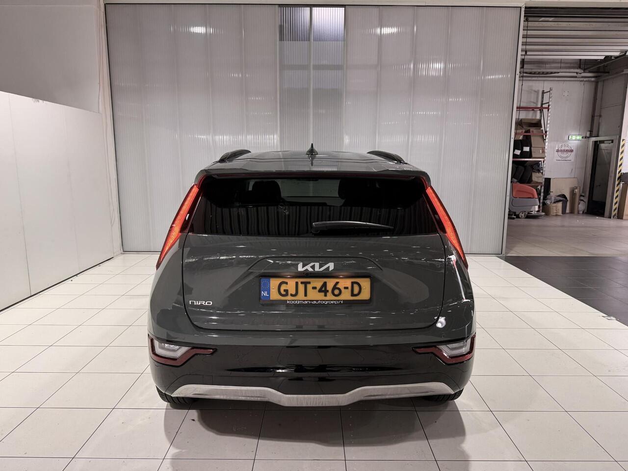 KIA e-Niro EV Edition Advanced 64.8 kWh Stoel en stuur verwarming, Navigatie, Camera.