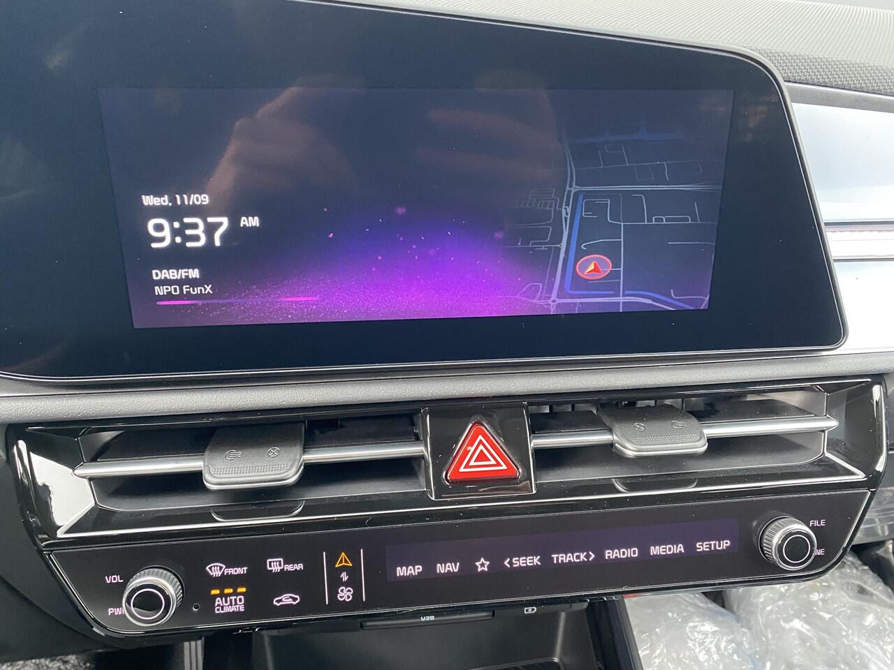 KIA e-Niro EV Plus 64.8 kWh | Voorraadactie | Schuif / Kanteldak | Head-Up | Stoel/Stuurverwarming | Elektr. Achterklep | Navigatie |