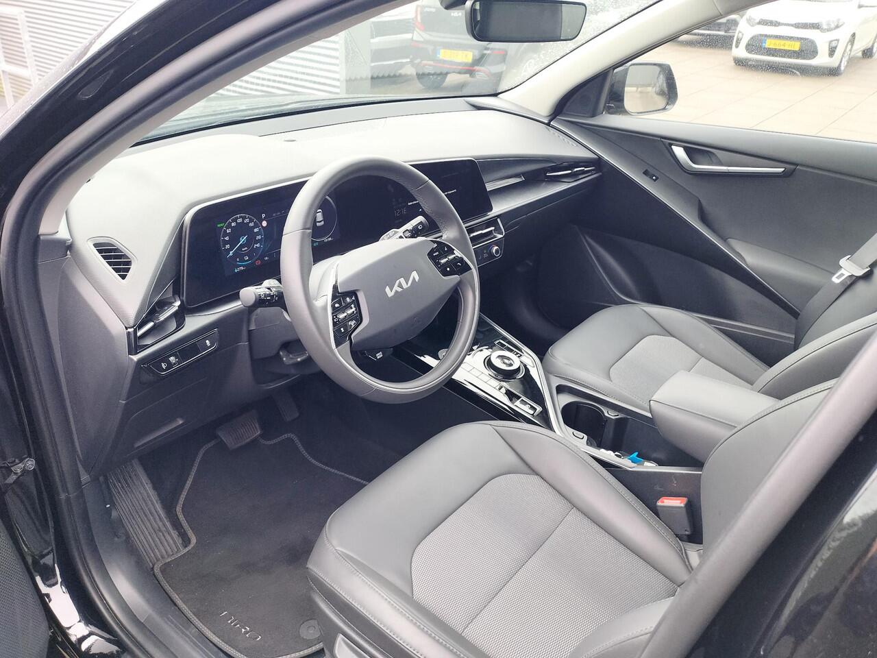 KIA e-Niro EV DynamicLine 64.8 kWh Navigatie / Camera /