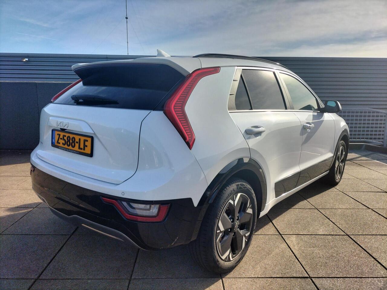 KIA e-Niro EV Edition Advanced 64.8 kWh Navigatie / Camera / Leder