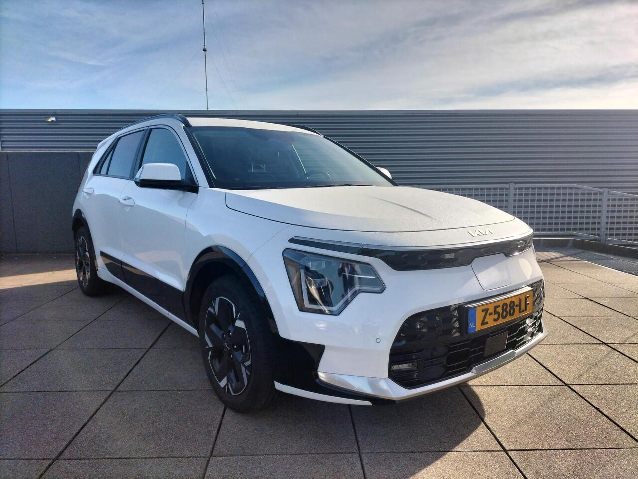 KIA e-Niro EV Edition Advanced 64.8 kWh Navigatie / Camera / Leder