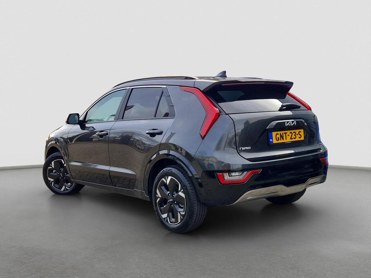 KIA e-Niro EV Edition Advanced 64.8 kWh | Leder | Stoel- en Stuurverwarming | Adapt. Cruise | LED |