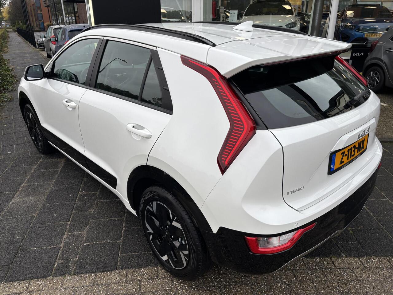 KIA e-Niro EV DynamicLine 64.8 kWh , Eerste Eigenaar, Navigatie, Adaptieve Cruise Control, Half Leder, Parkeersensoren, Enz...