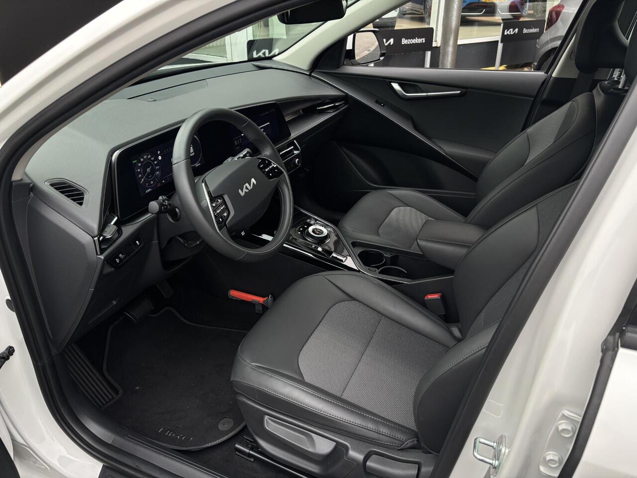 KIA e-Niro EV DynamicLine 64.8 kWh , Eerste Eigenaar, Navigatie, Adaptieve Cruise Control, Half Leder, Parkeersensoren, Enz...