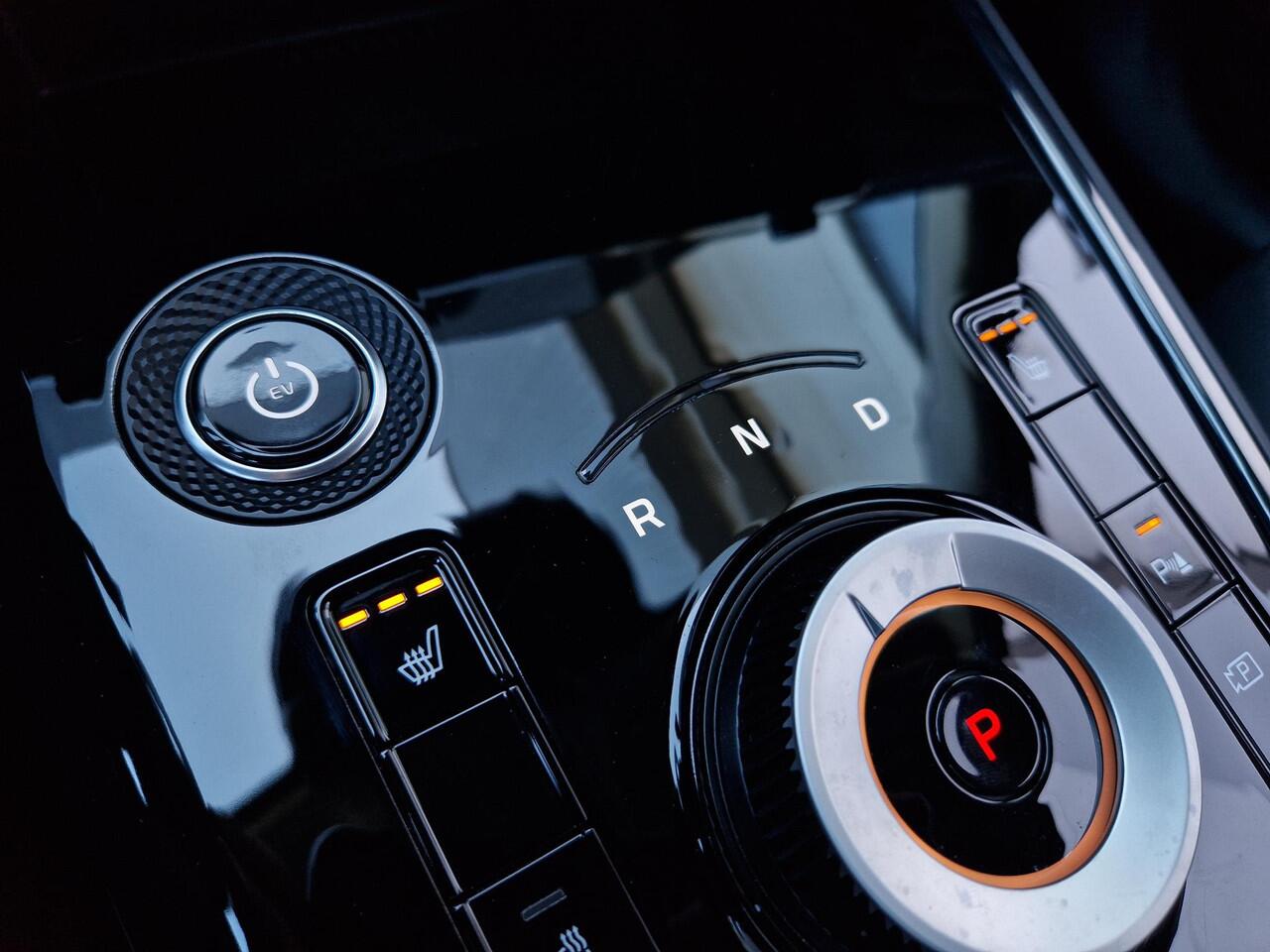 KIA e-Niro EV Edition Advanced 64.8 kWh | Automaat | Navi | Camera | Cruise | Stoel & Stuurverwarming | Key-Less | Sensoren |