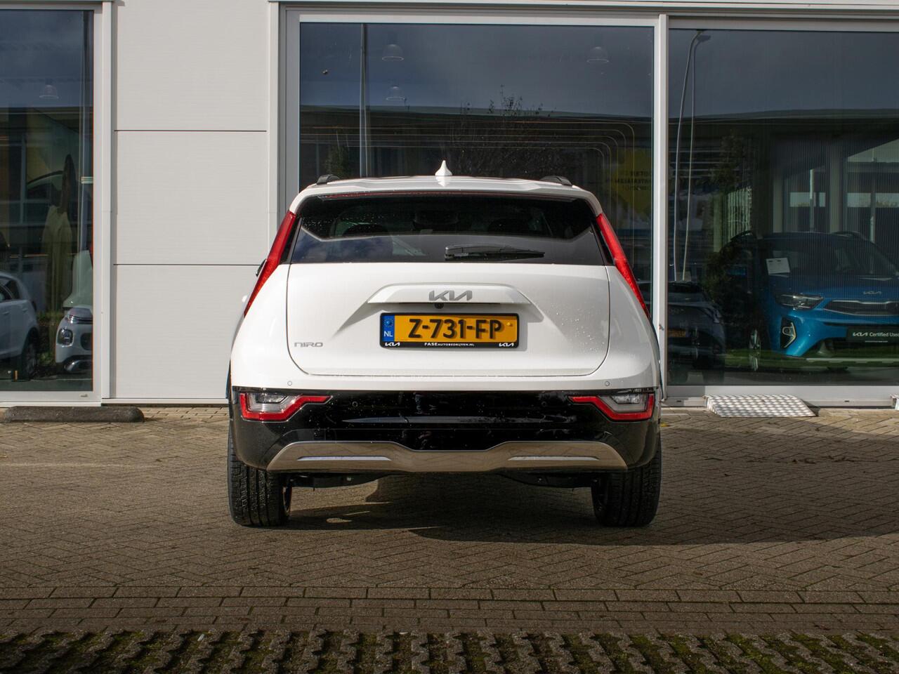 KIA e-Niro EV DynamicPlusLine 64.8 kWh | Nederlandse dealer onderhouden auto | Stoel en stuurverwarming |