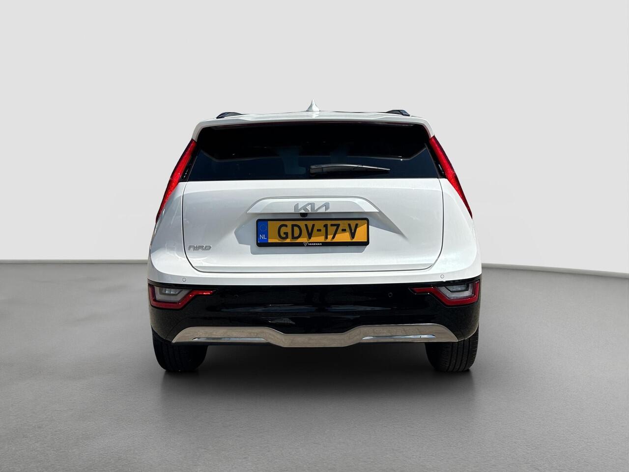 KIA e-Niro EV Edition Advanced 64.8 kWh | Automaat | Stoel & Stuurverwarming | Navi | Camera | Cruise | Sensoren |