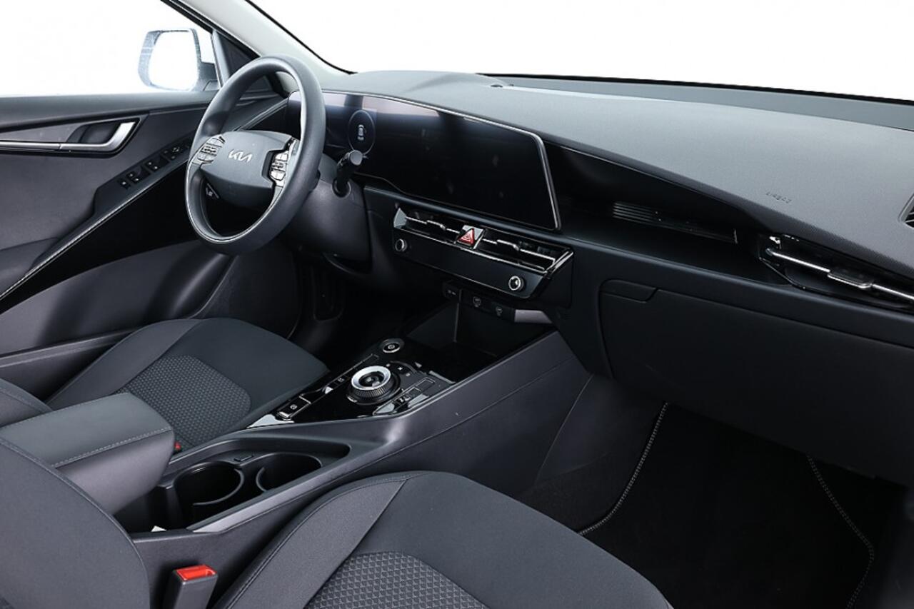 KIA e-Niro Light Edition 64.8 kWh | NAVI | AIRCO-ECC
