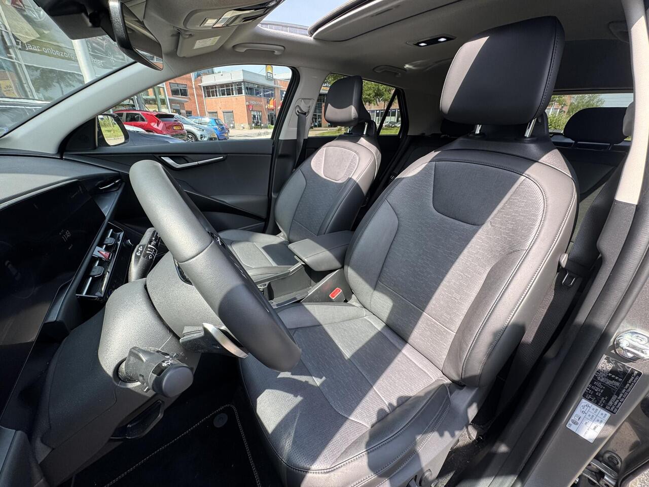 KIA e-Niro EV ExecutiveLine 64.8 kWh , Super complete uitvoering, Stoel ventilatie/verwarming, Elektrische verstelbare stoelen met memory, Enz...