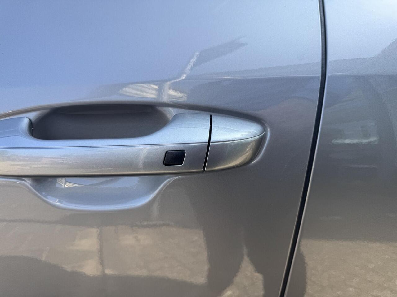 KIA e-Niro EV ExecutiveLine 64.8 kWh , Super complete uitvoering, Stoel ventilatie/verwarming, Elektrische verstelbare stoelen met memory, Enz...