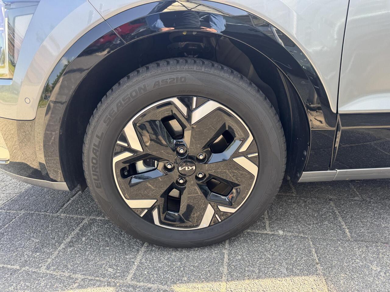 KIA e-Niro EV ExecutiveLine 64.8 kWh , Super complete uitvoering, Stoel ventilatie/verwarming, Elektrische verstelbare stoelen met memory, Enz...