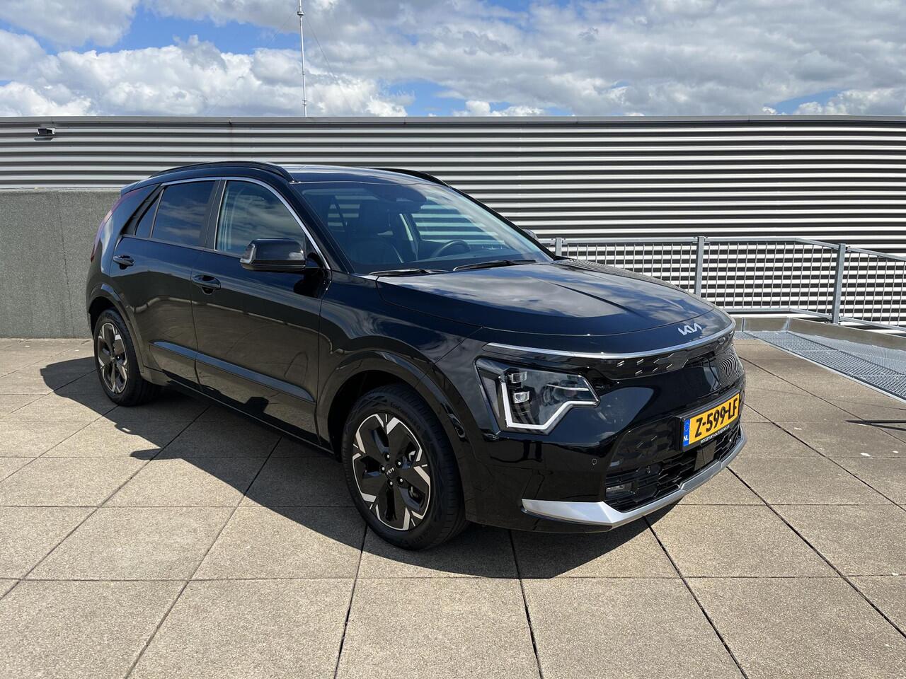 KIA e-Niro EV Edition Advanced 64.8 kWh 204 PK AUTOMAAT NAVIGATIE / LED. VERSTELBARE STOELEN / LEDER / GRATIS WINTERBANDEN