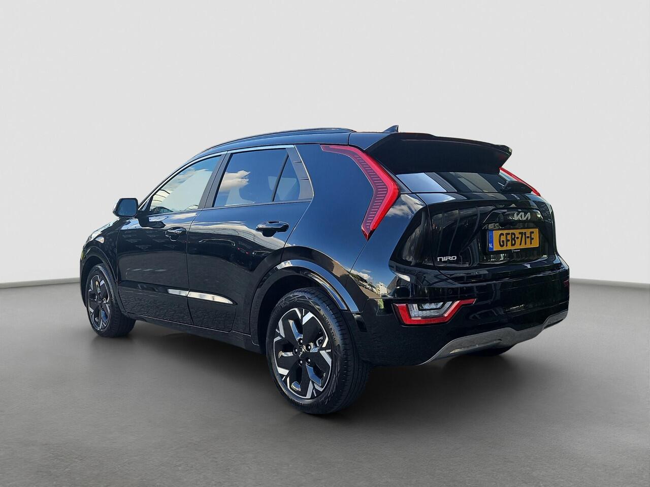 KIA e-Niro EV Edition Advanced 64.8 kWh | Automaat | Stoel & Stuurverwarming | Navi | Camera | Cruise | Sensoren |