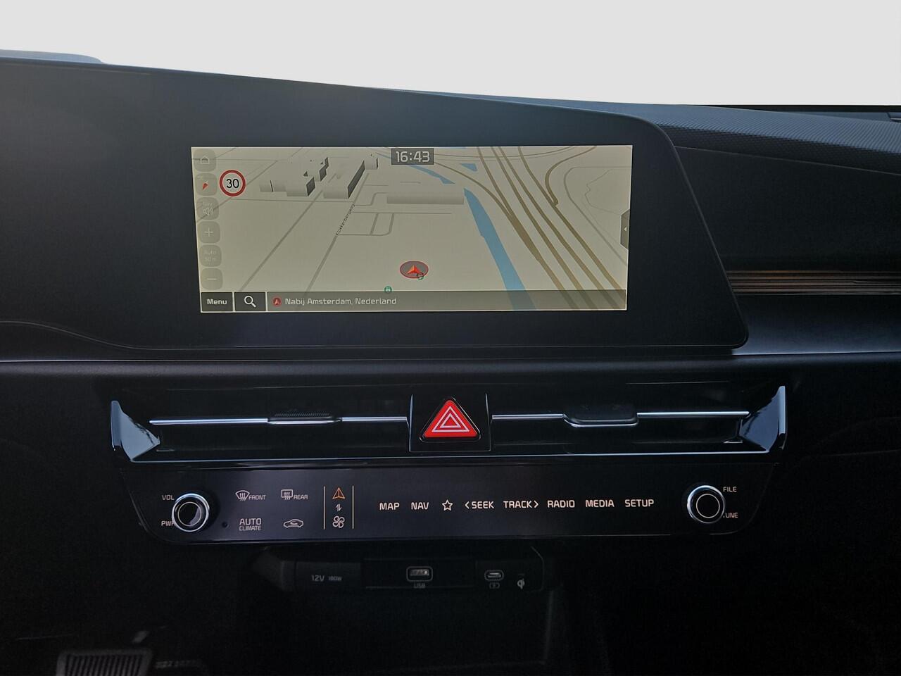 KIA e-Niro EV Edition Advanced 64.8 kWh | Automaat | Stoel & Stuurverwarming | Navi | Camera | Cruise | Sensoren |