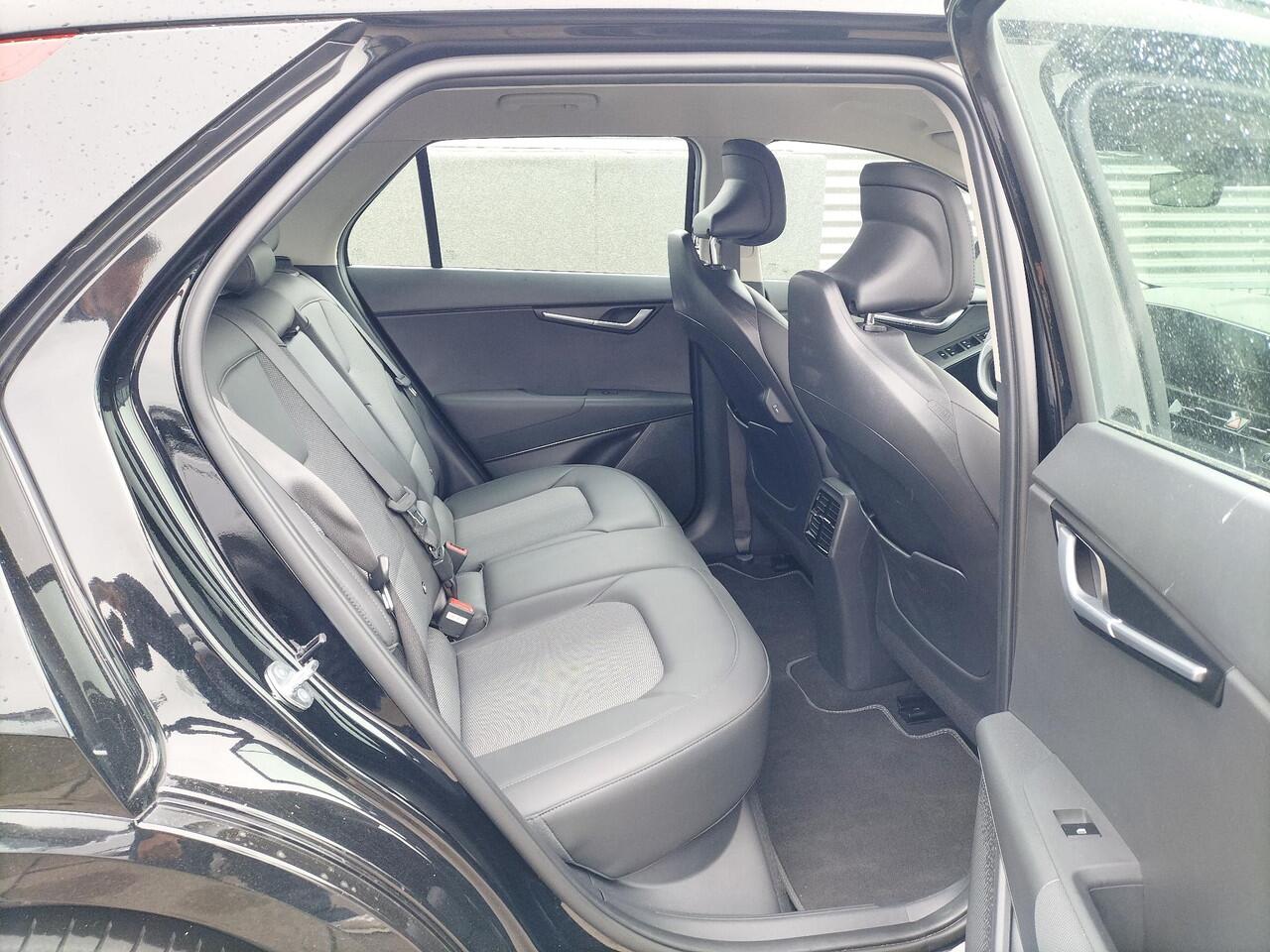 KIA e-Niro EV DynamicLine 64.8 kWh GRATIS WINTERBANDEN Navigatie / Camera /