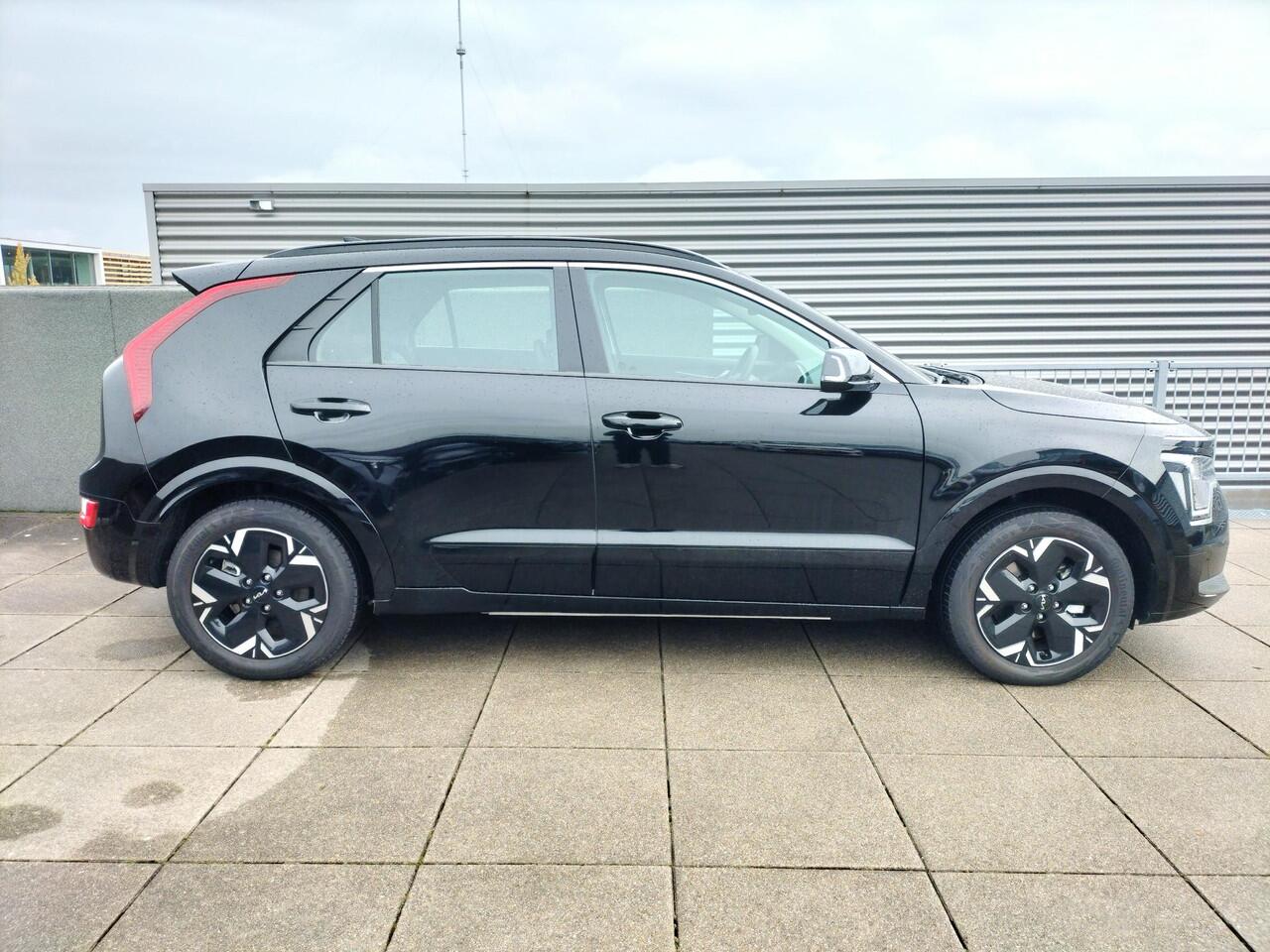 KIA e-Niro EV DynamicLine 64.8 kWh GRATIS WINTERBANDEN Navigatie / Camera /