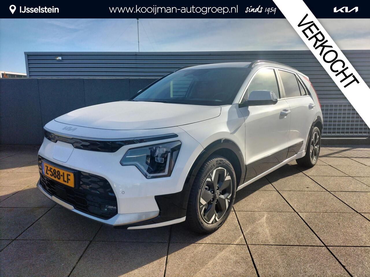 KIA e-Niro EV Edition Advanced 64.8 kWh GRATIS WINTERBANDEN Navigatie / Camera / Leder