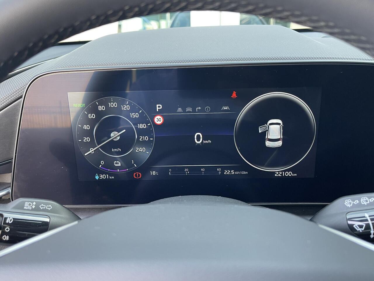 KIA e-Niro EV DynamicLine 64.8 kWh Navigatie | Climate control | Adaptieve Cruise controle | Achteruitrijcamera | Rijstrook assist | Keyless