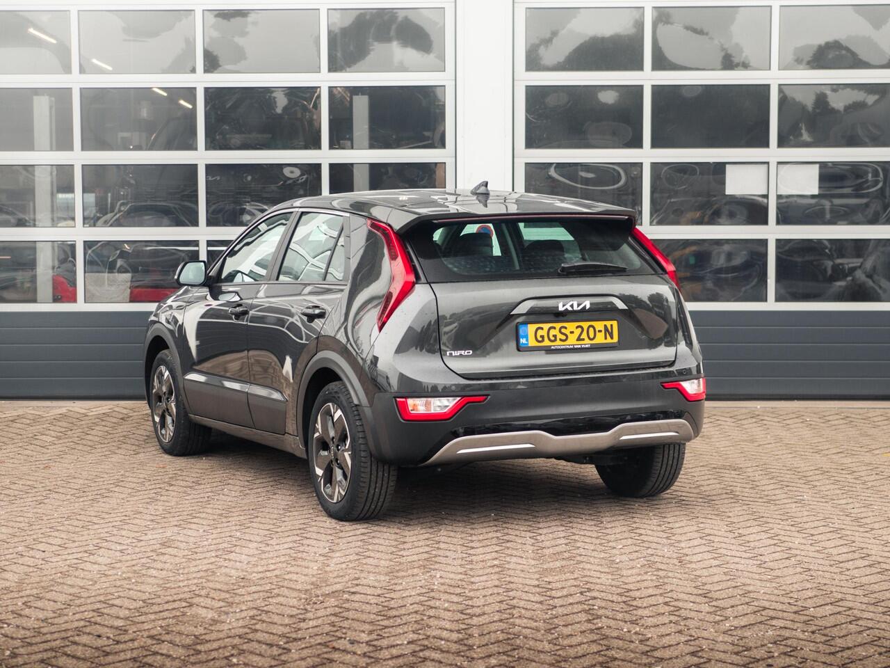 KIA e-Niro EV Light Edition 64.8 kWh l SOH 99.3% | Navigatie | Achteruitrijcamera | Airco | Cruise control Adaptieve |