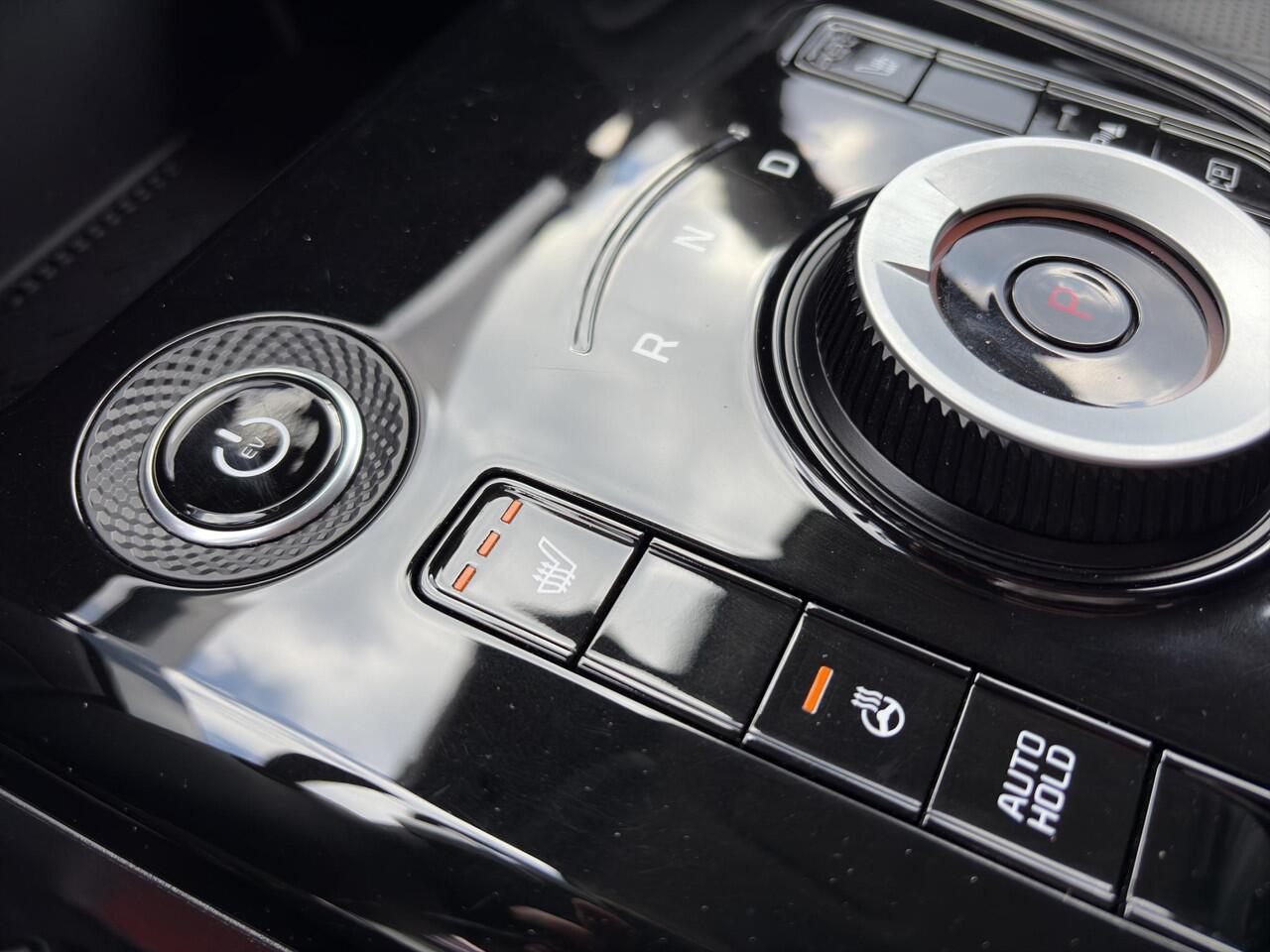 KIA e-Niro EV Edition Advanced 64.8 kWh | Automaat | Stoel & Stuurverwarming | Navi | Camera | Cruise | Sensoren |