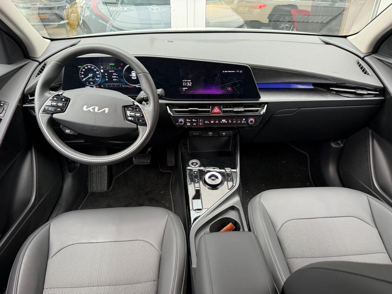 KIA e-Niro EV Light Advanced 64.8 kWh Stuurwielverwarming | Voorstoelverwarming | Privacy Glass | Navigatie | Android auto & Apple Carplay | Smart Key
