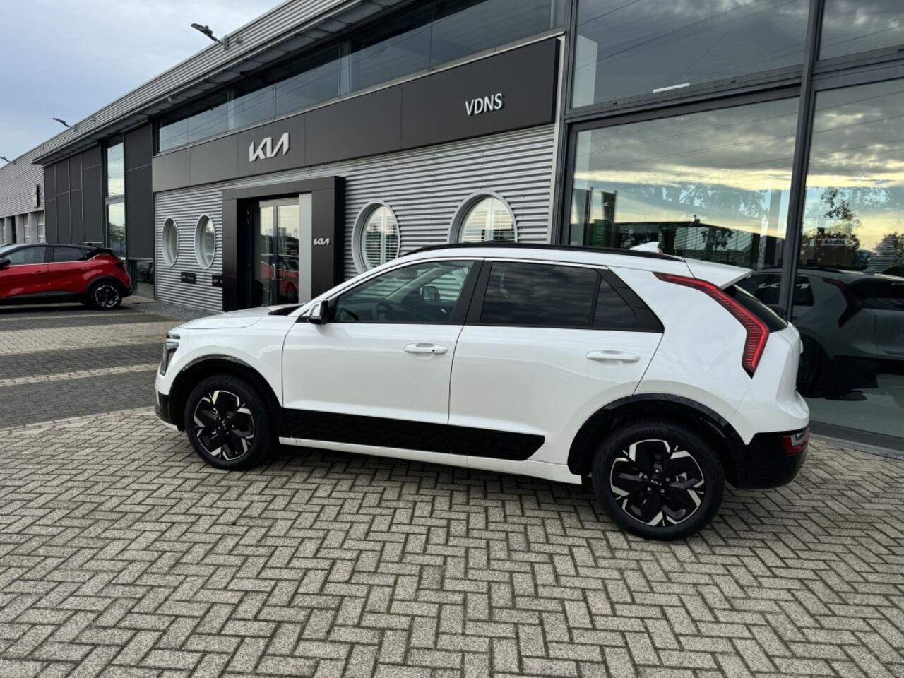 KIA e-Niro EV DynamicPlusLine 64.8 kWh ZEER COMPLEET