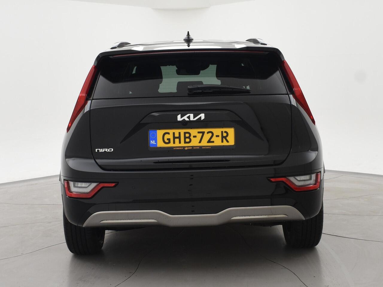 KIA e-Niro EV DYNAMICPLUSLINE 64.8 kWh + LEDER | STOEL/STUURWIELVERW. | CARPLAY | ADAPTIVE CRUISE