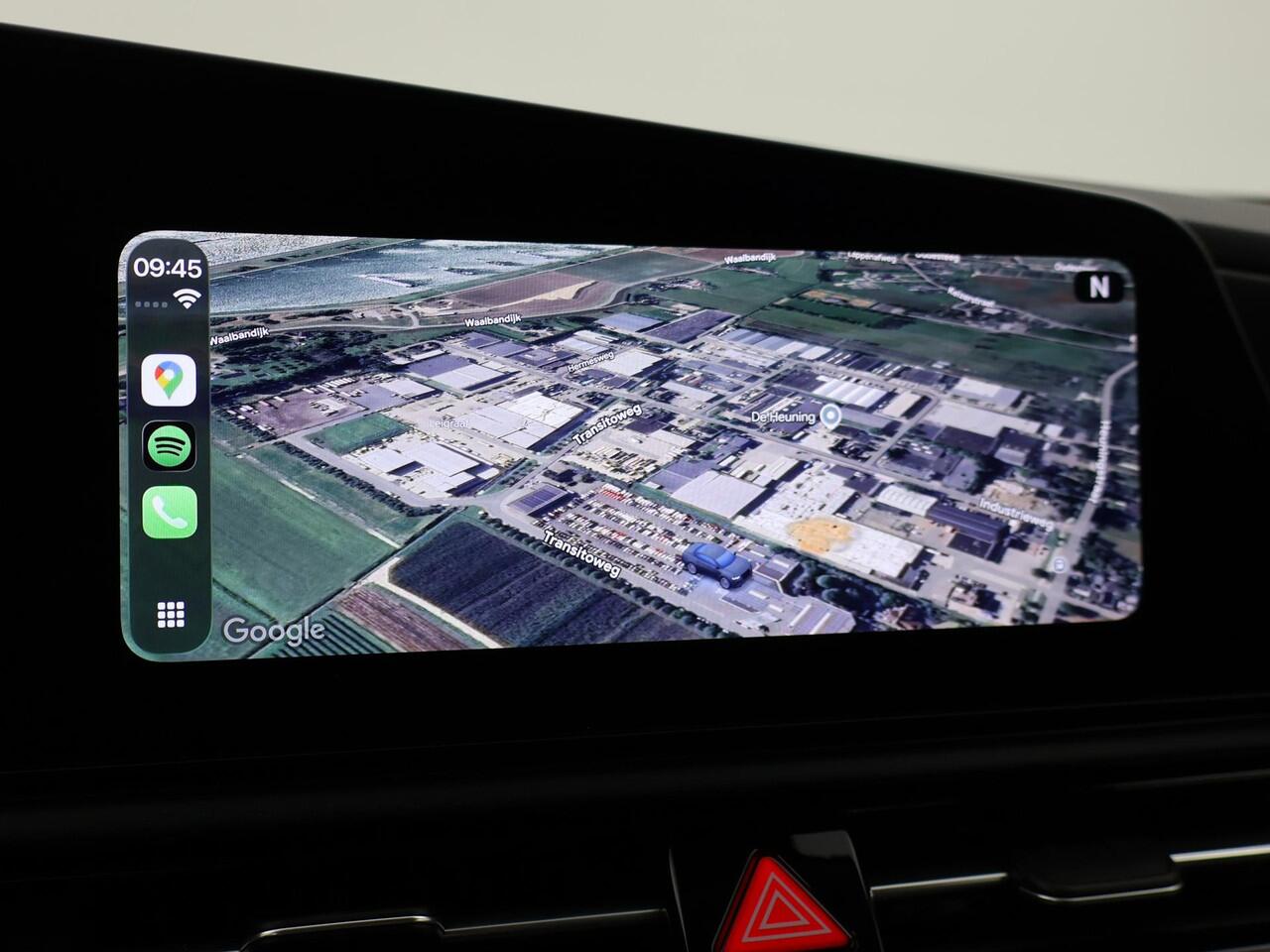 KIA e-Niro EV EXECUTIVE 64.8 kWh *5.677 KM* + LEDER | STOELVENTILATIE | HEAD-UP | HARMAN/KARDON | STOELVERW. V+A