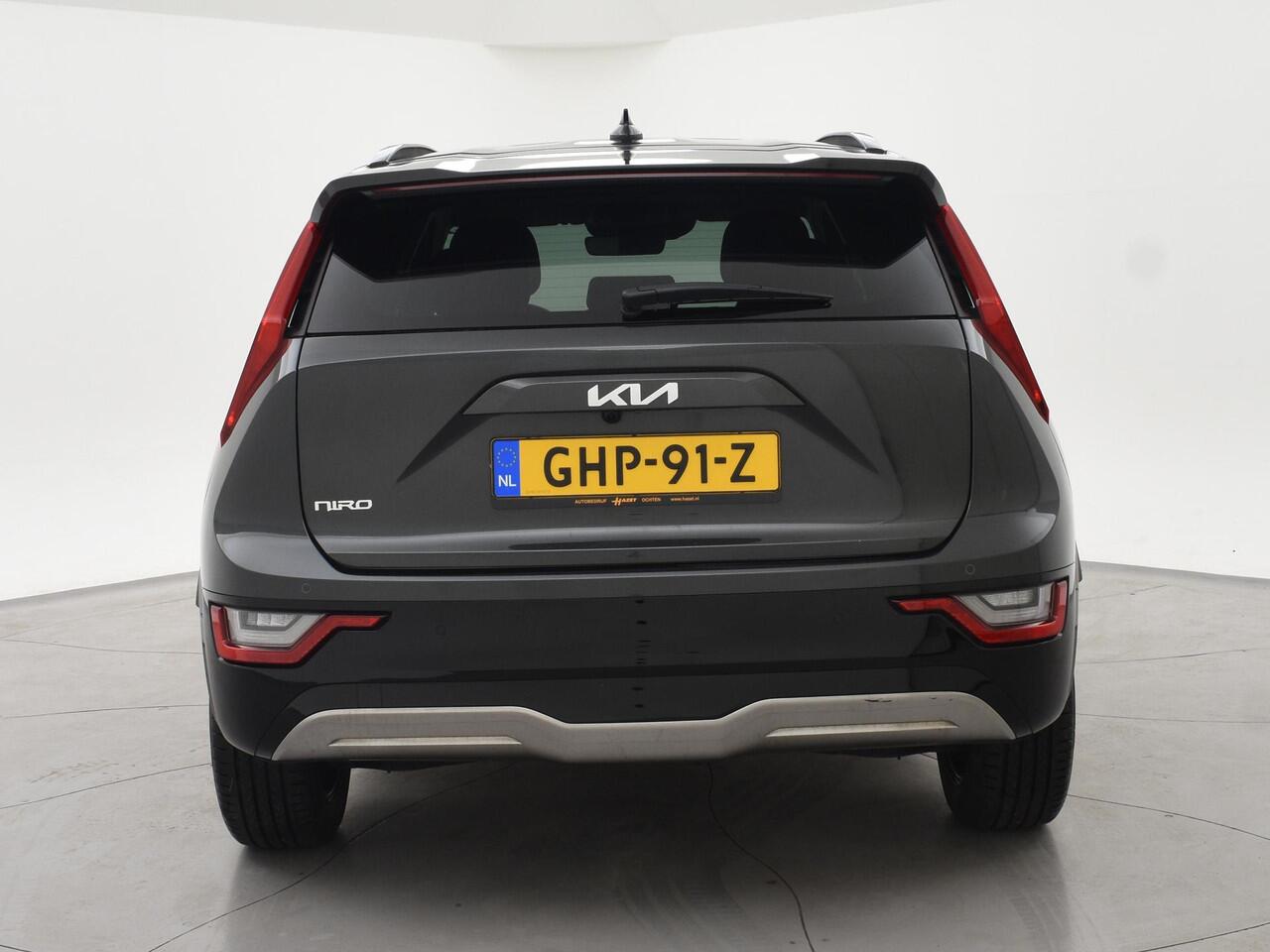 KIA e-Niro EV EXECUTIVE 64.8 kWh *5.677 KM* + LEDER | STOELVENTILATIE | HEAD-UP | HARMAN/KARDON | STOELVERW. V+A