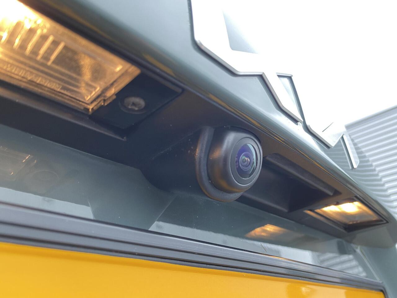 KIA e-Niro EV DynamicLine 64.8 kWh navigatie Apple CarPlay/Android Auto, NL-AUTO! parkeersensoren v&a, achteruitrij camera, adaptieve cruise control, BTW-auto