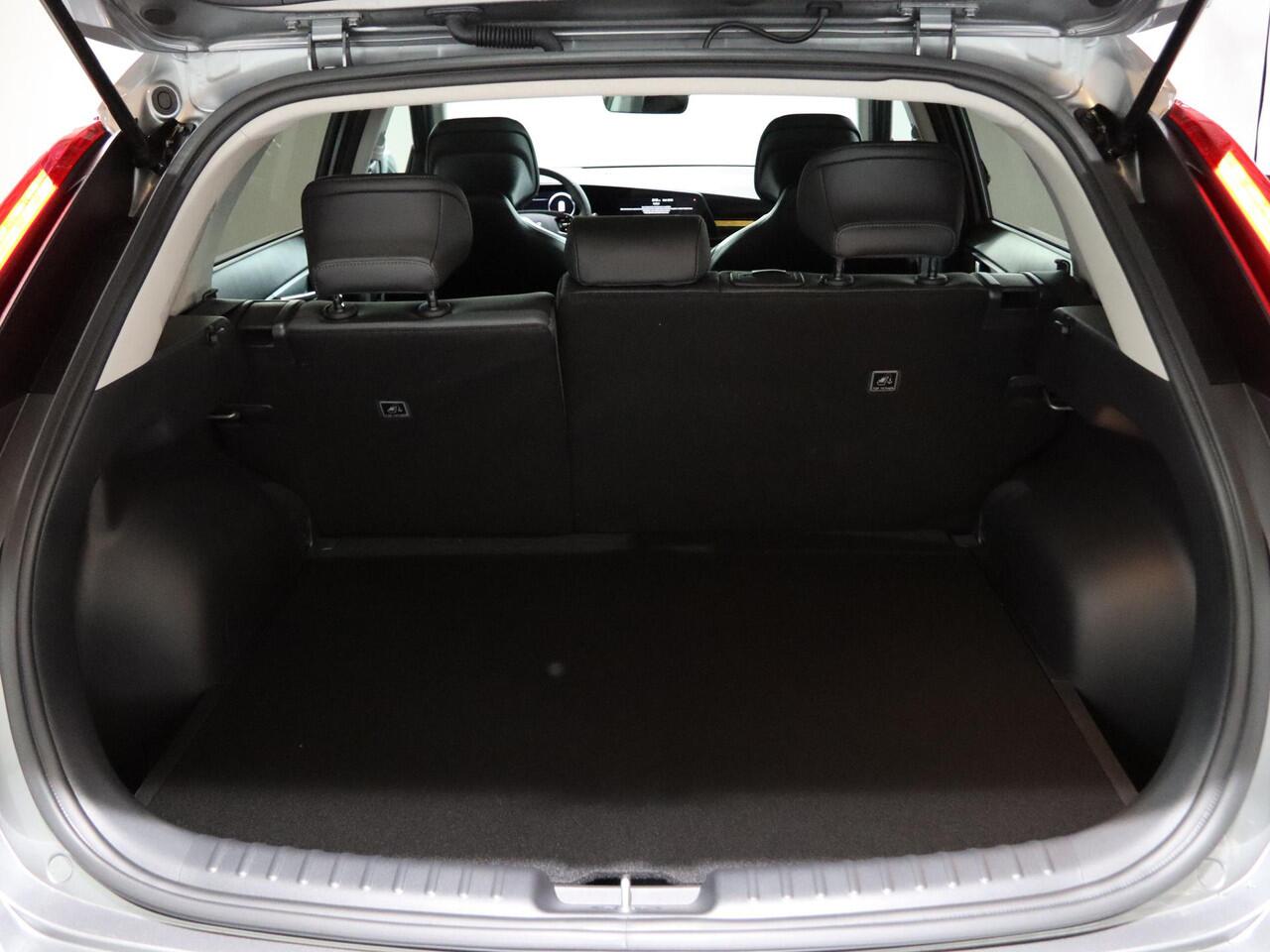 KIA e-Niro EV Light Advanced 64.8 kWh Kia Niro EV Light Advanced Elektromotor 150kW (A)