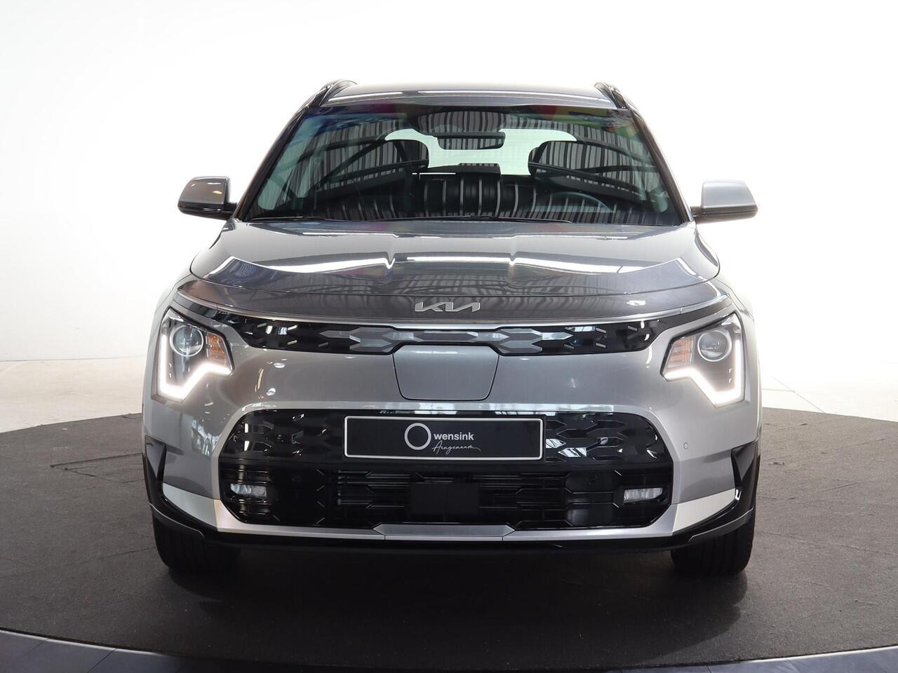 KIA e-Niro EV Light Advanced 64.8 kWh Kia Niro EV Light Advanced Elektromotor 150kW (A)