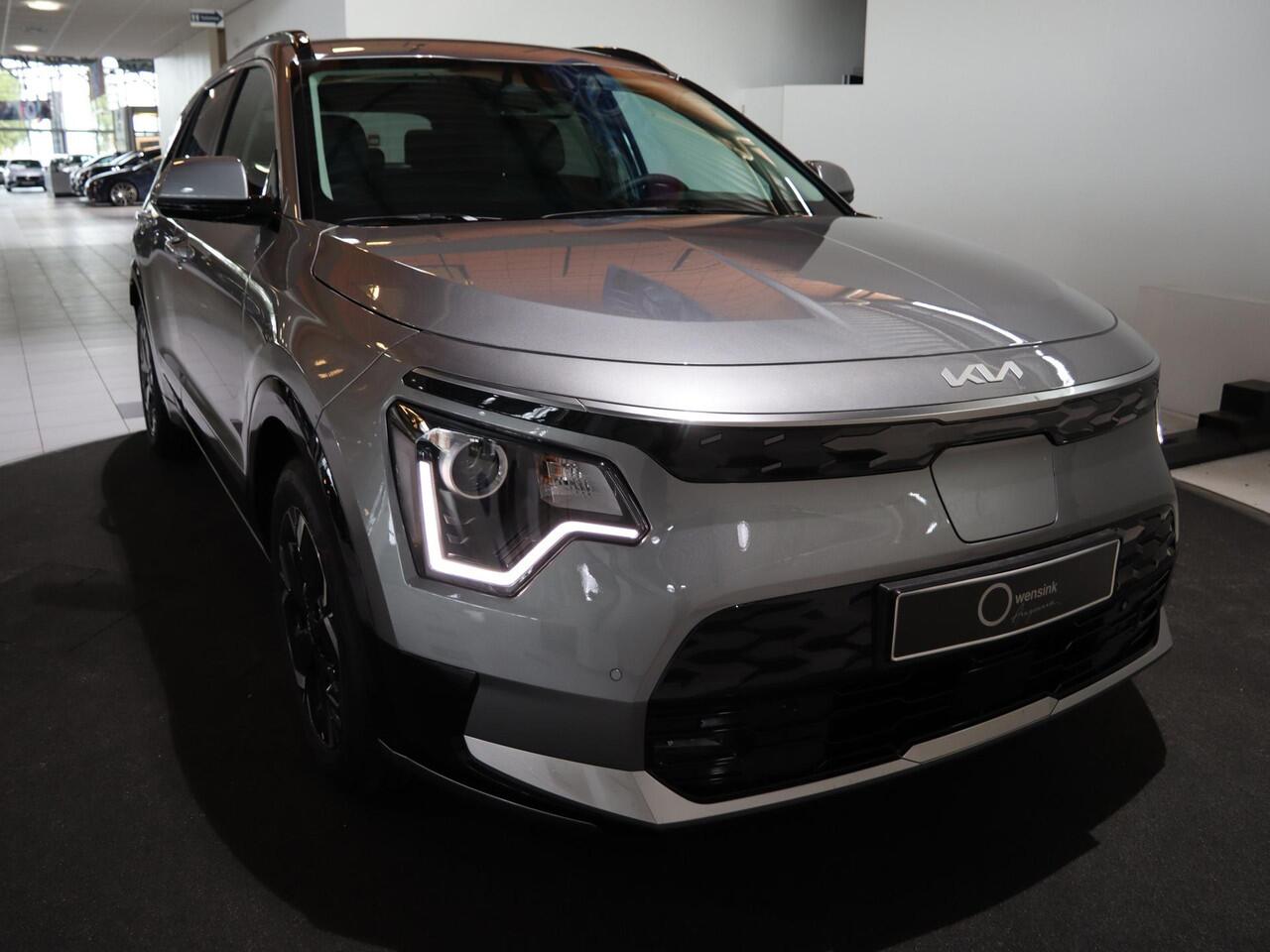 KIA e-Niro EV Light Advanced 64.8 kWh Kia Niro EV Light Advanced Elektromotor 150kW (A)