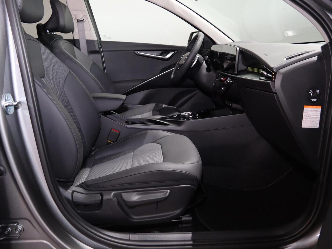 KIA e-Niro EV Light Advanced 64.8 kWh Kia Niro EV Light Advanced Elektromotor 150kW (A)