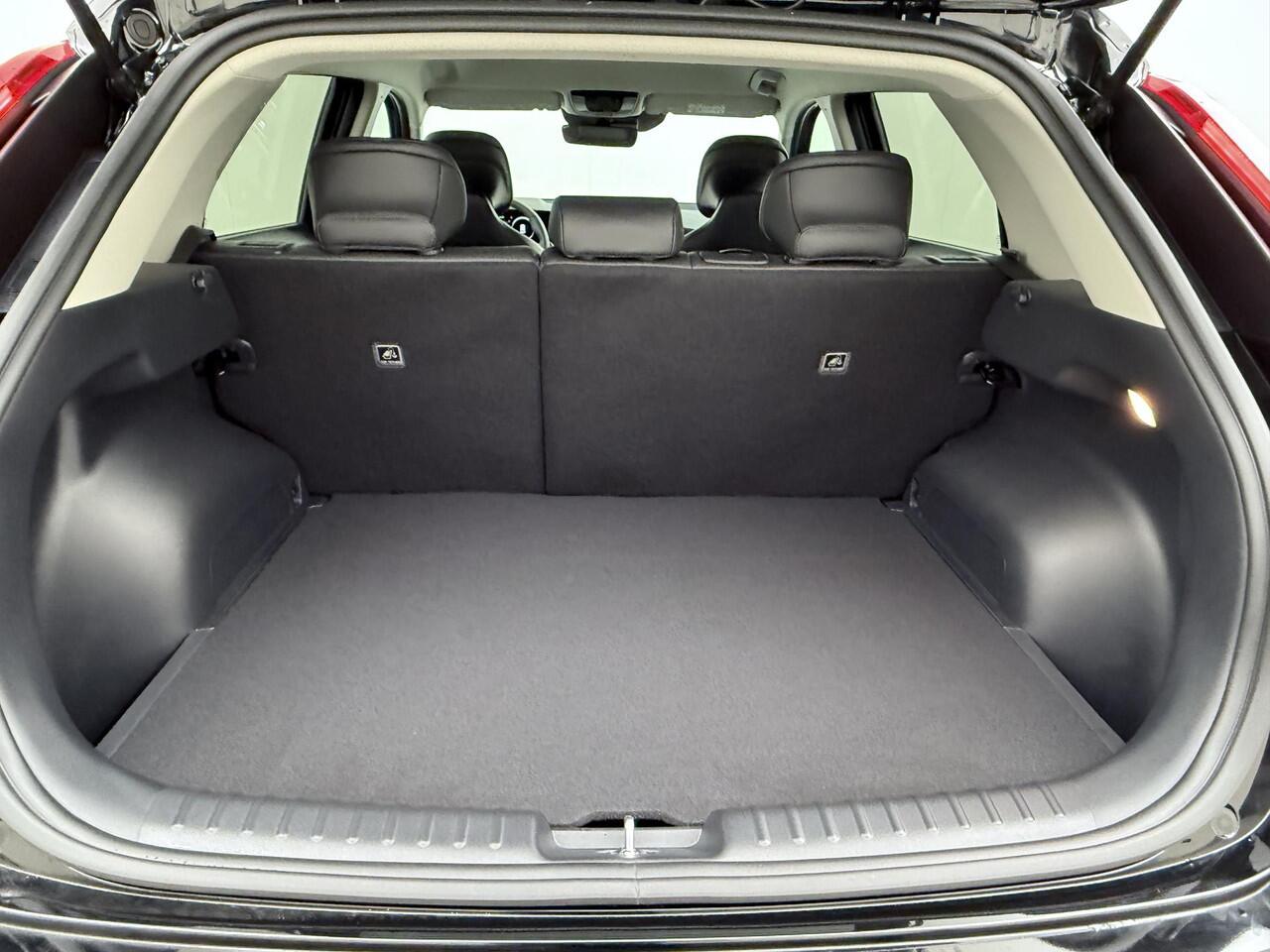 KIA e-Niro EV AIR 64kWh NIEUWE AUTO! | WARMTEPOMP | VOLLEDIGE KIA GARANTIE VAN TOEPASSING | ADAPTIVE CRUISE| CAMERA| STOEL + STUUR VERWARMING