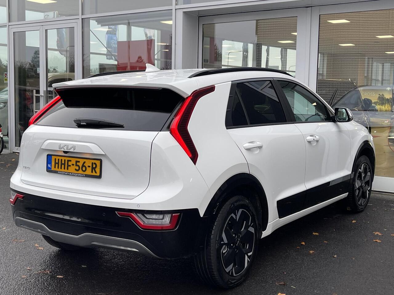 KIA e-Niro EV Edition Advanced 64.8 kWh Dodehoeksensoren | Stoelverwarming | Stuurverwarming | Navigatie | Apple Carplay & Android Auto enz.